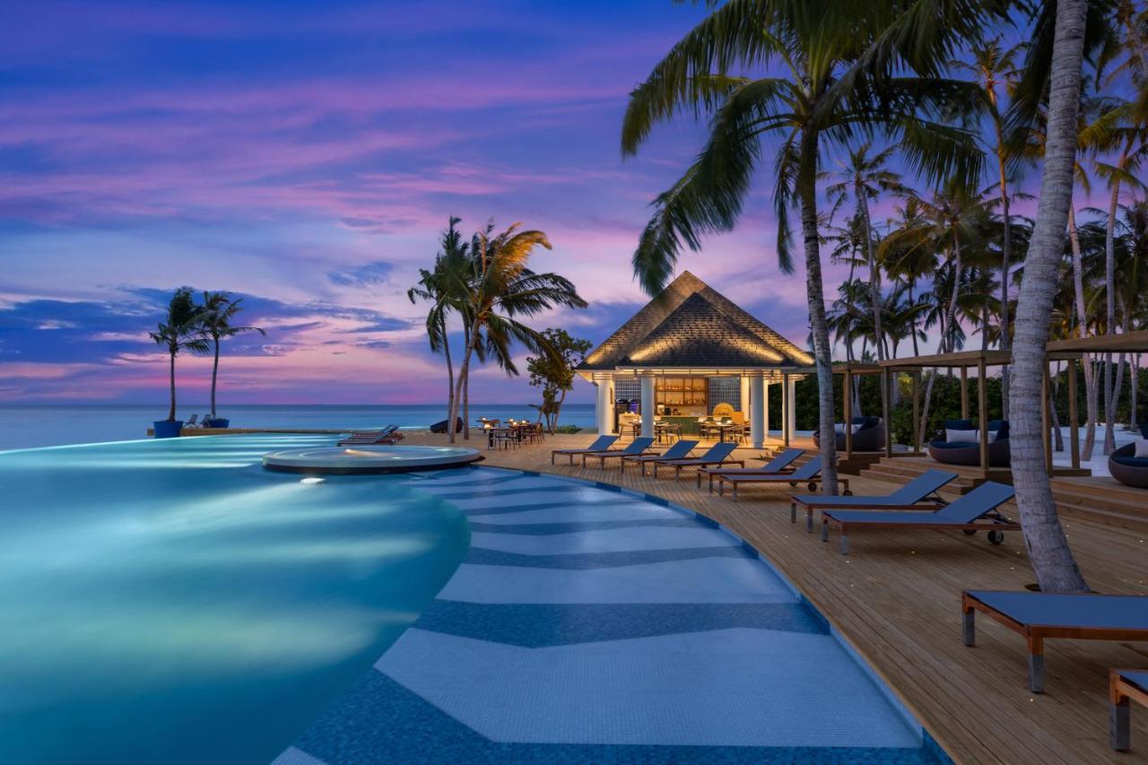 Avani Plus Fares Maldives Resort - 50 Percent Off On Seaplane Transfer For Minimum Stay Of 3 Nights And More For Stays Until 31 October 2025 Kendhoo Екстериор снимка