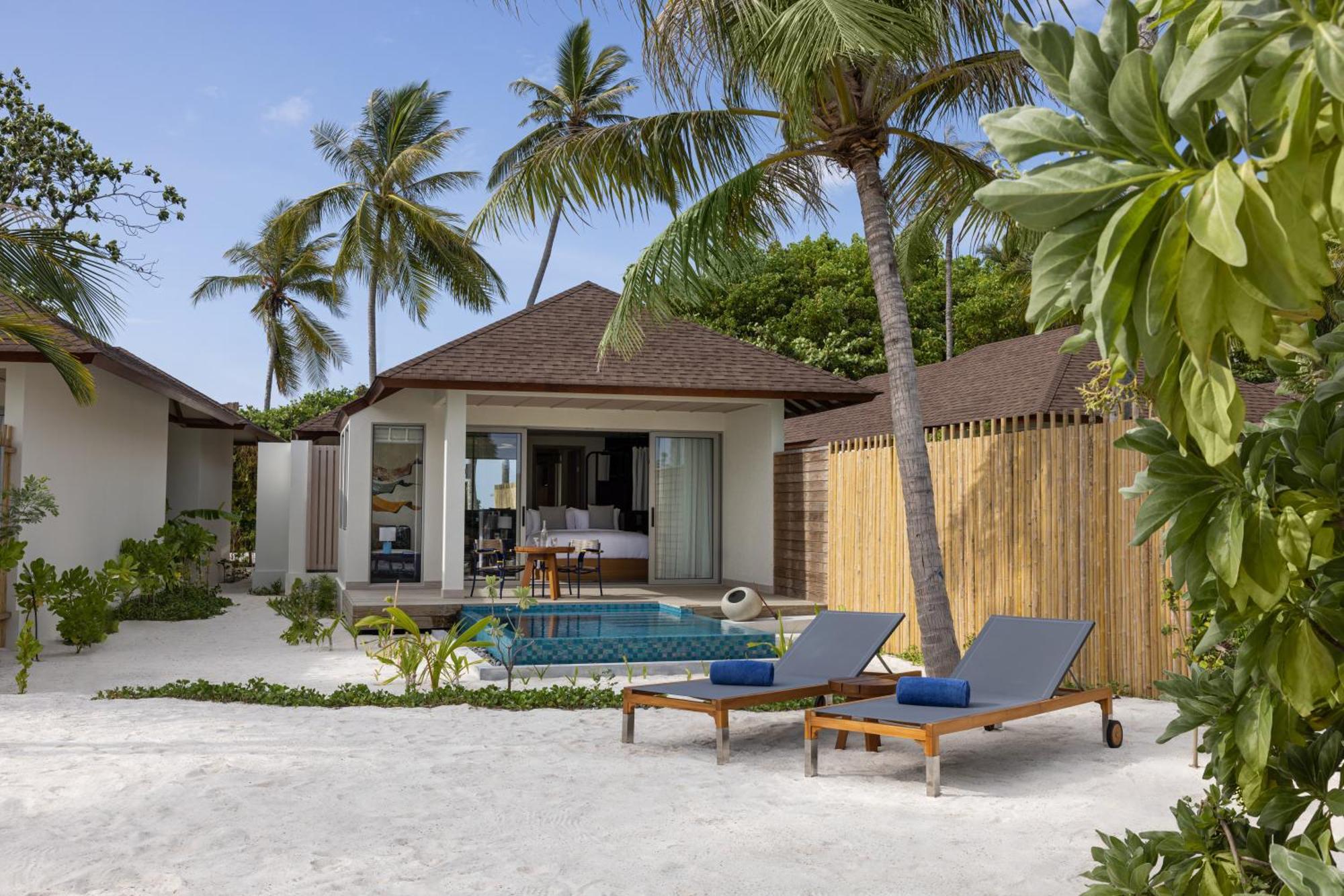 Avani Plus Fares Maldives Resort - 50 Percent Off On Seaplane Transfer For Minimum Stay Of 3 Nights And More For Stays Until 31 October 2025 Kendhoo Стая снимка